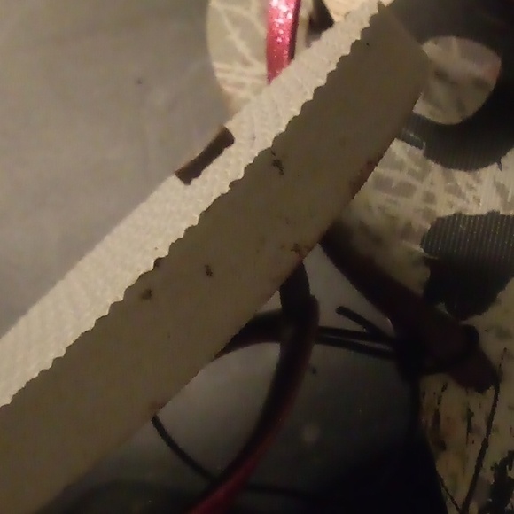 NWT - Skull Flip Flops - Size S (5/6) - Picture 9 of 10